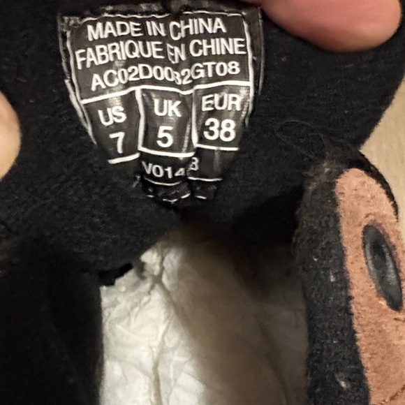 Nevados Women's Brown Lace Up Boots - Picture 2 of 4